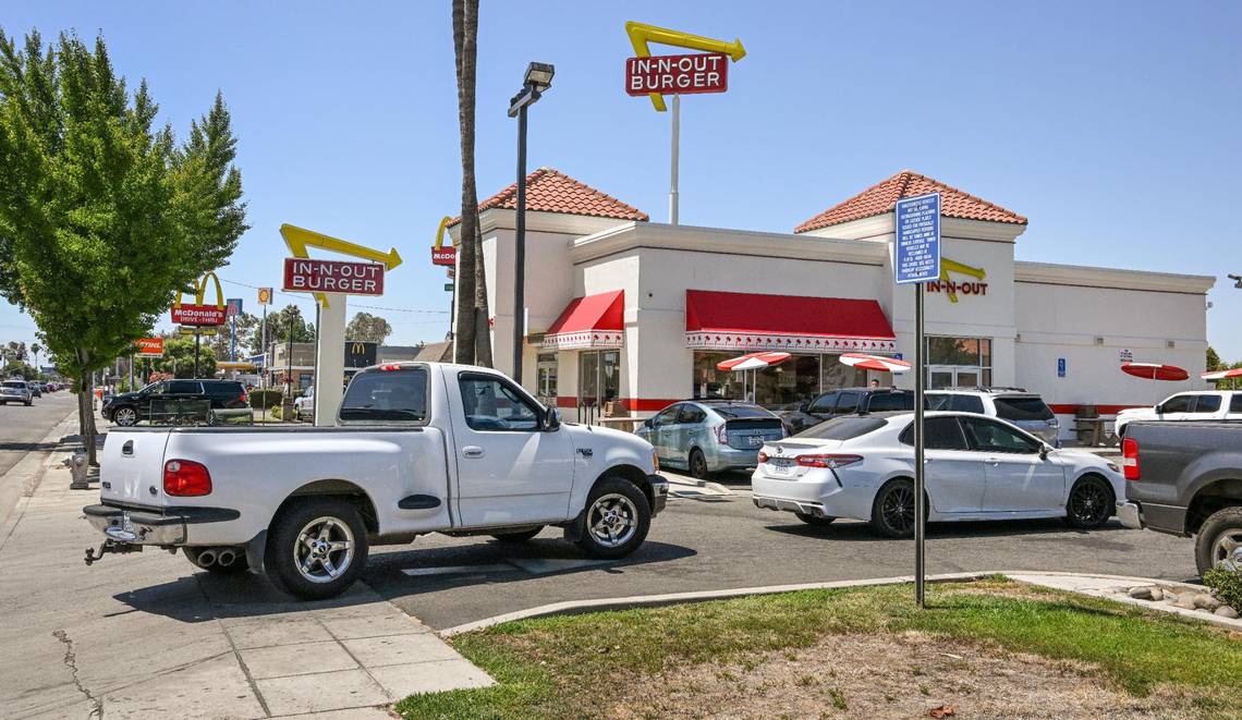 New In-n-Out restaurants may be a pig-in-a-poke for communities in Western states